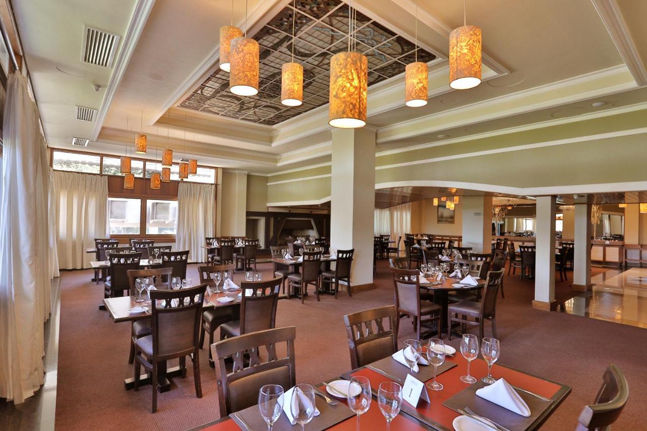 Tri Hotel Канела Экстерьер фото