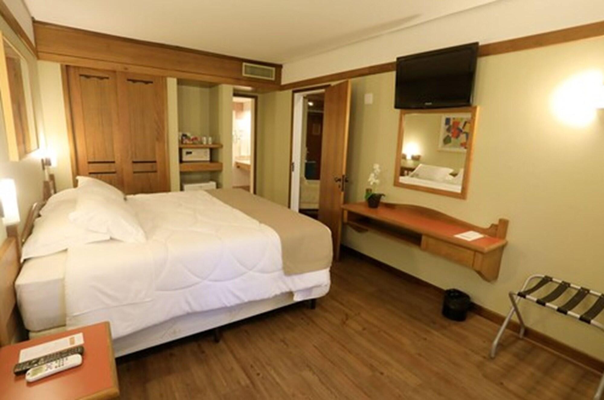 Tri Hotel Канела Экстерьер фото