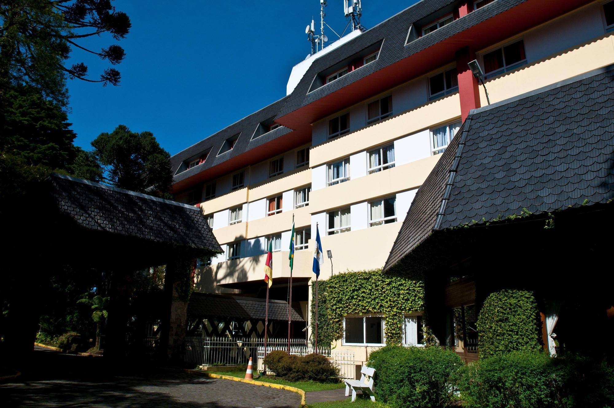 Tri Hotel Канела Экстерьер фото